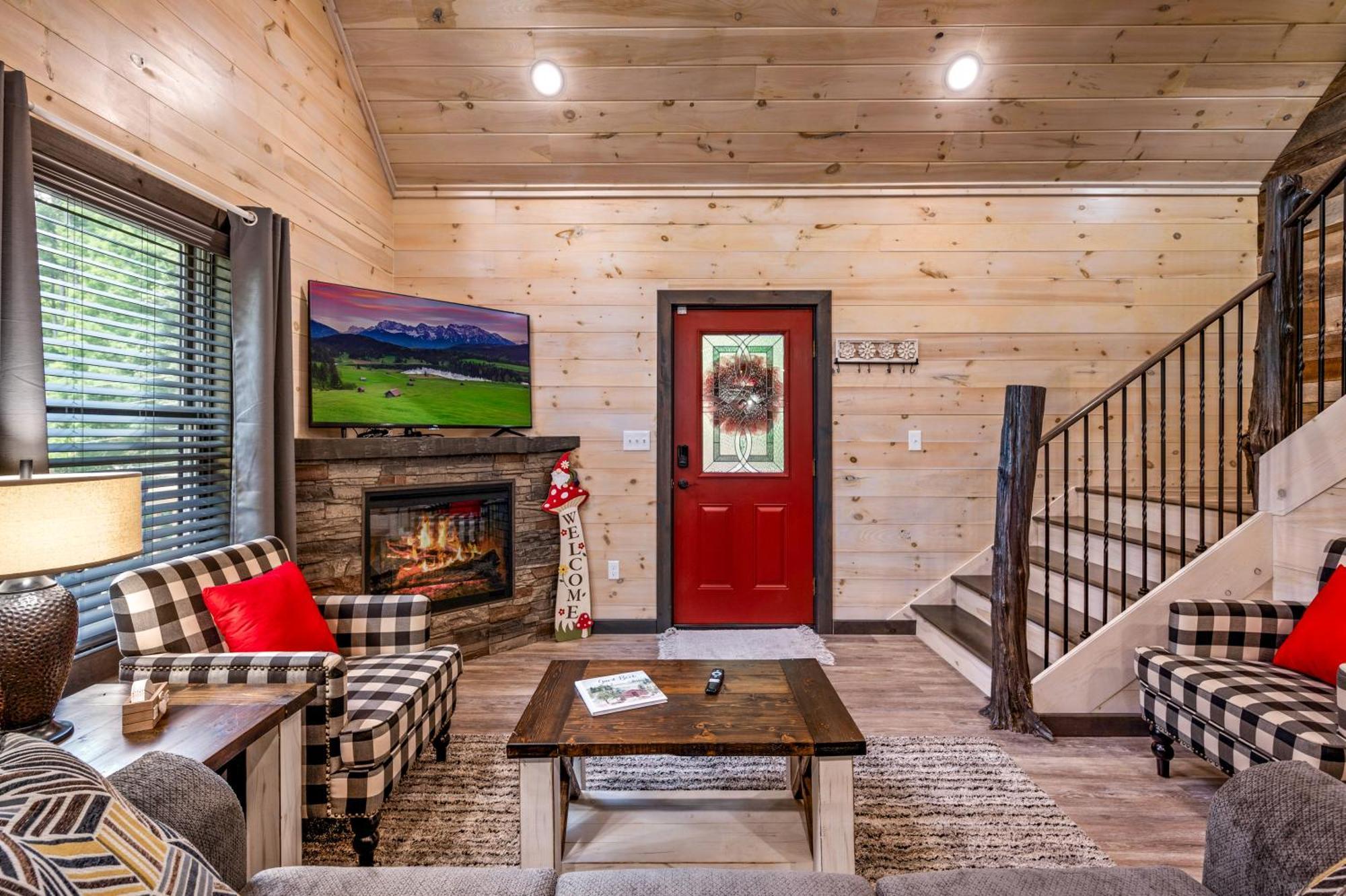 Lil Cabin In The Cove! Mtn Views, Theater, Hot Tub, Games, King Beds, Prime Location! Sevierville Dış mekan fotoğraf