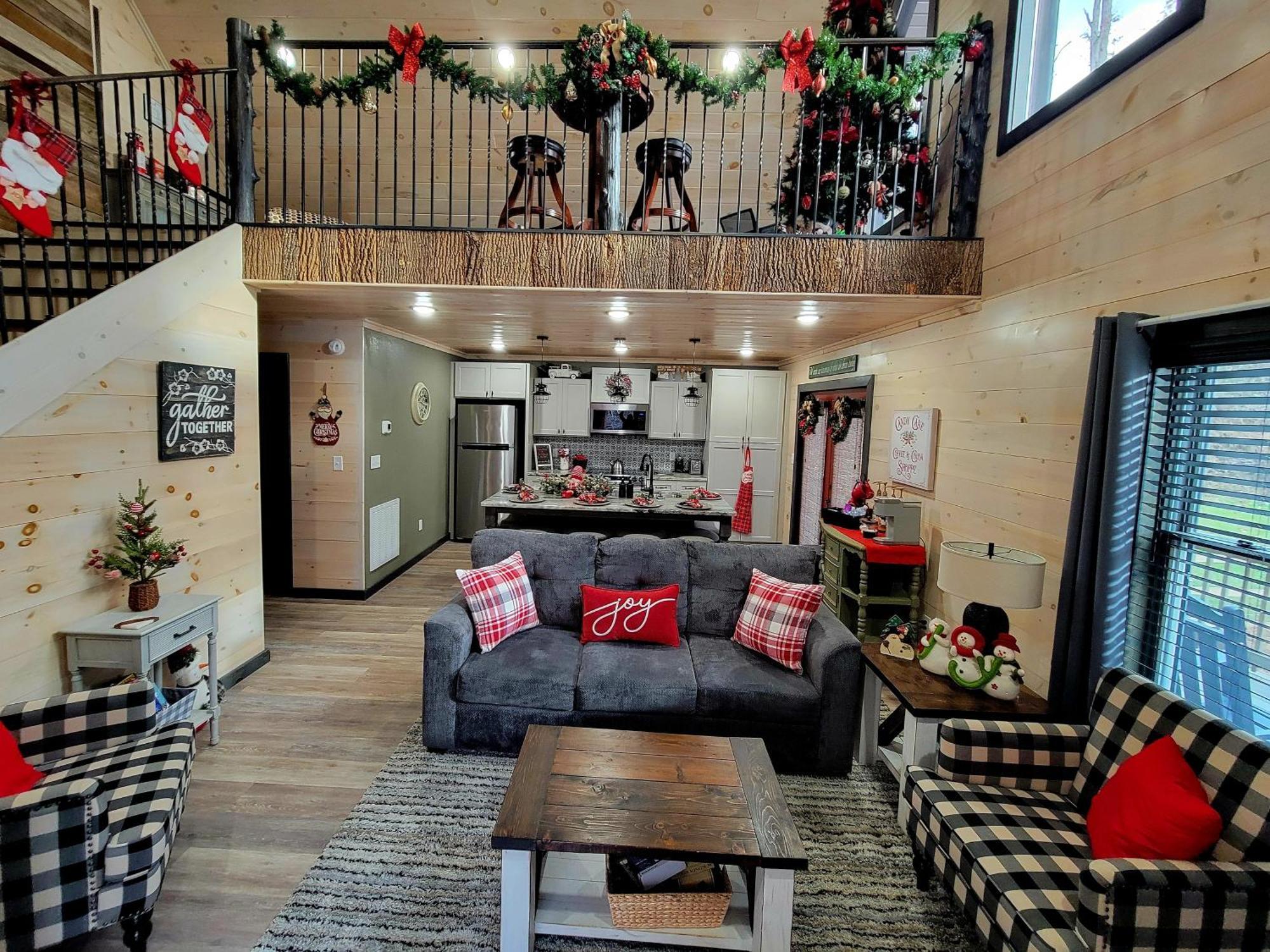 Lil Cabin In The Cove! Mtn Views, Theater, Hot Tub, Games, King Beds, Prime Location! Sevierville Dış mekan fotoğraf